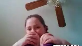 حلم مبلل لمراهقة تركية: لعبة كس محلوق