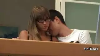 هنتاي الوحش يلبس الجنس الديك ضخمة