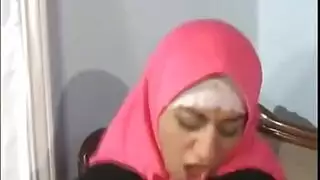 سكس محجبات هاردكور: نيك شرجي ومهبلي مزدوج