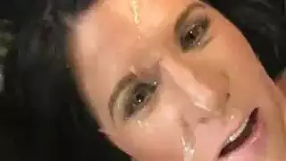 اجمل حريم يعرض كسه وبزازها