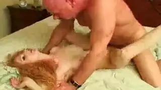 إباحية: مصرفية مصرية كبيرة المؤخرة تمت ممارسة الجنس معها بوضعية الكلب